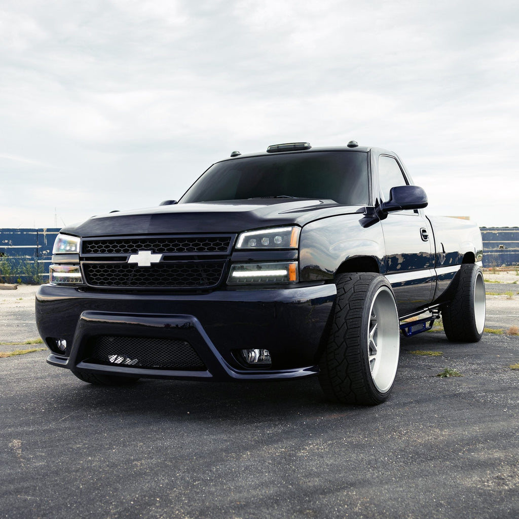 AlphaRex 03-06 Chevrolet Silverado/02-06 Avalanche (without body cladding) NOVA-Series LED Projector Headlights Black
