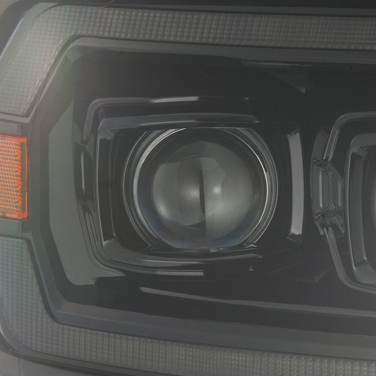 AlphaRex 04-08 Ford F150 / 06-08 Lincoln Mark LT LUXX-Series LED Projector Headlights Alpha-Black