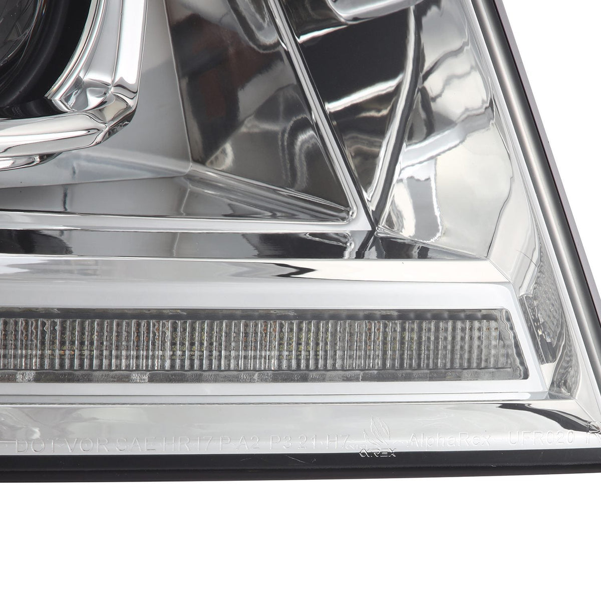 AlphaRex 04-08 Ford F150 / 06-08 Lincoln Mark LT LUXX-Series LED Projector Headlights Chrome
