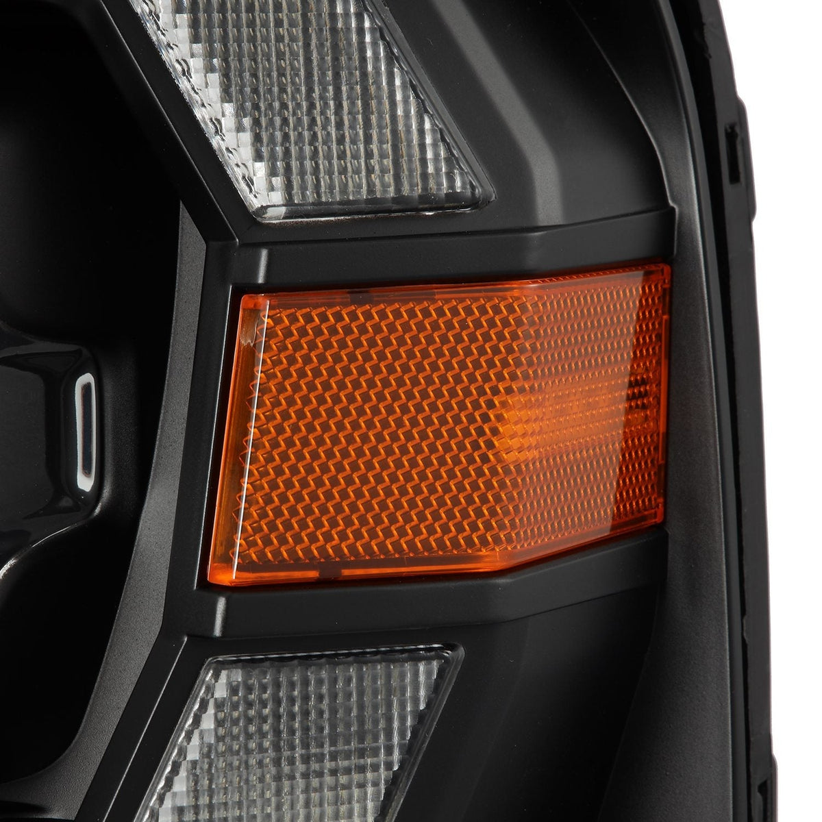 AlphaRex 04-08 Ford F150 / 06-08 Lincoln Mark LT PRO-Series Halogen Projector Headlights Black