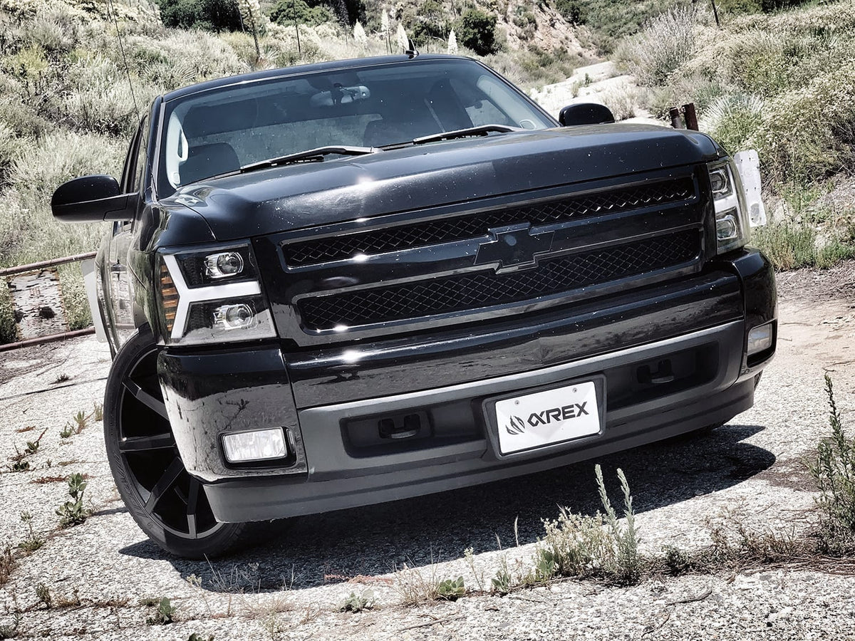 AlphaRex 07-13 Chevrolet Silverado PRO-Series Halogen Projector Headlights Jet Black