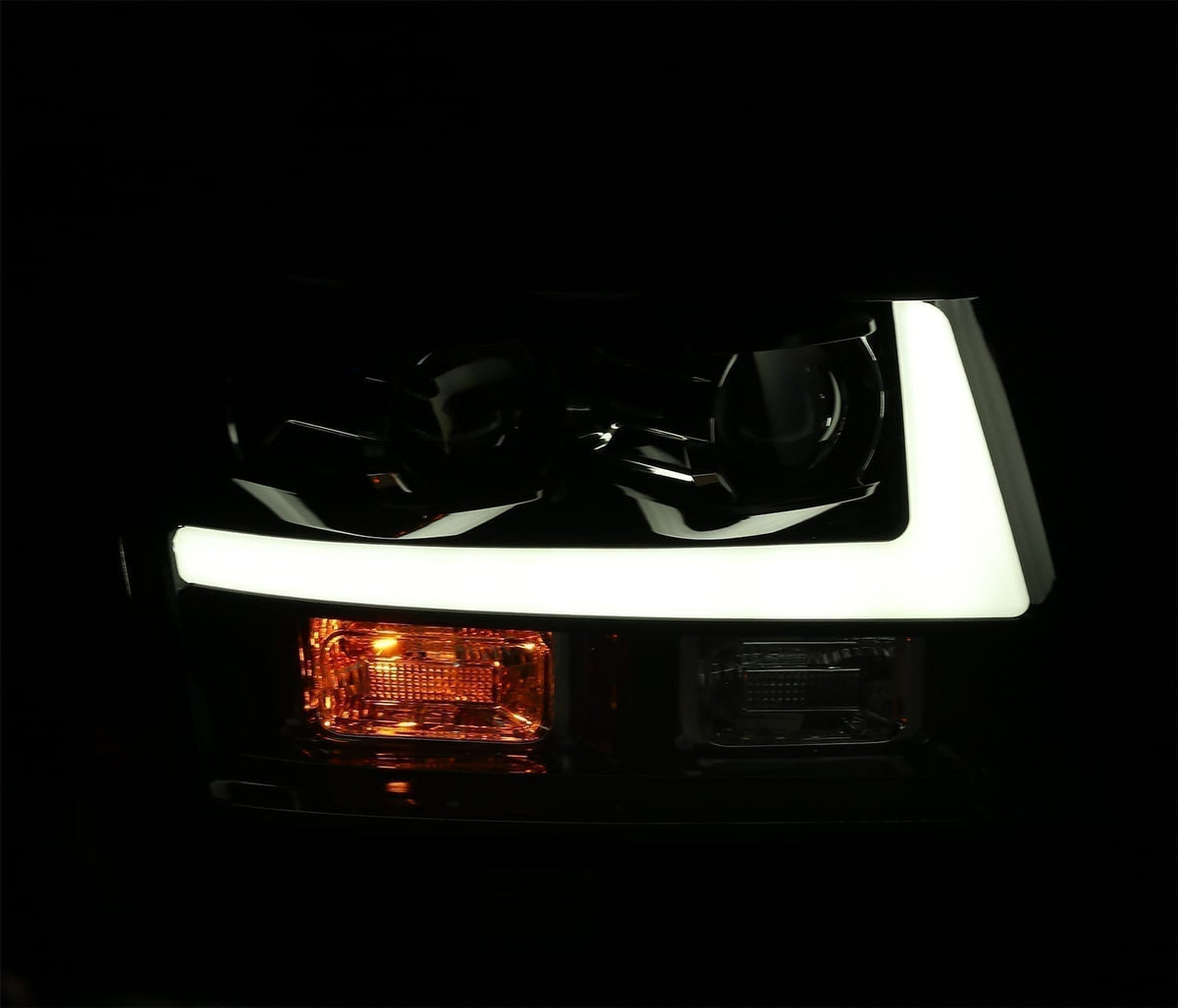 AlphaRex 07-14 Chevrolet Tahoe/Suburban/07-13 Avalanche MK II PRO-Series Halogen Projector Headlights Black