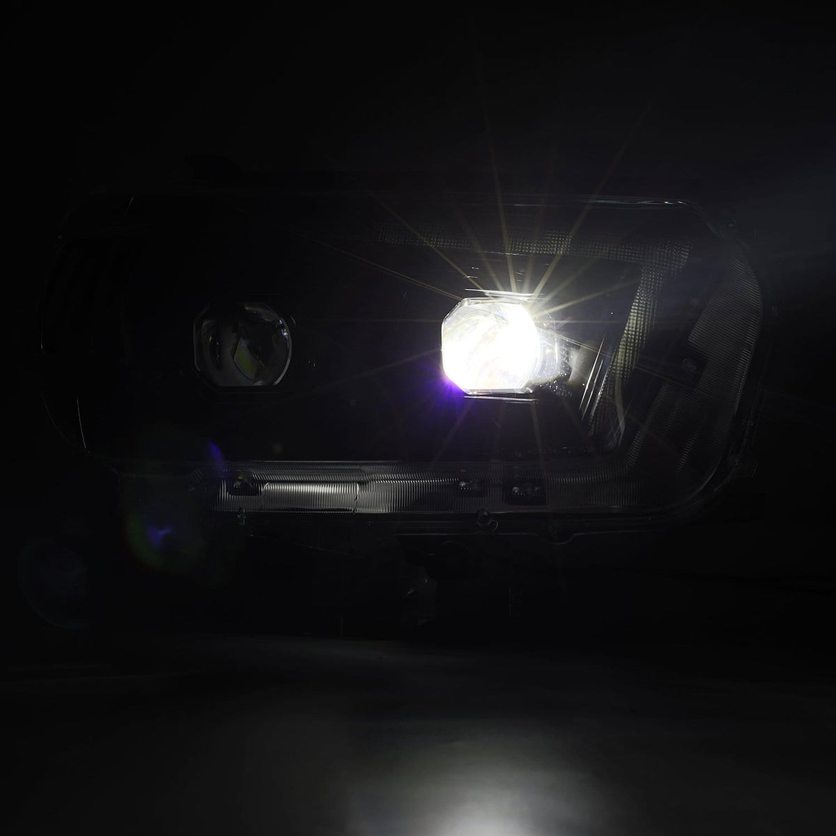 AlphaRex 10-13 Toyota 4Runner LUXX-Series Projector Headlights Alpha-Black