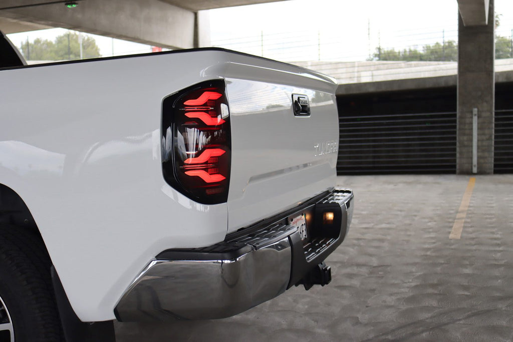 AlphaRex 14-21 Toyota Tundra LUXX-Series LED Tail Lights Black Smoke