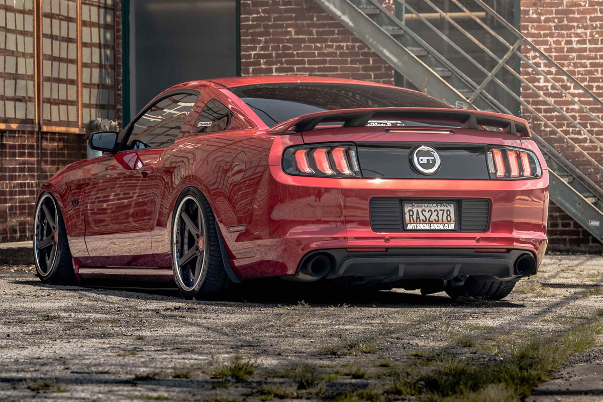 Morimoto 10-12 Ford Mustang Facelift XB LED Tail Lights (Red)