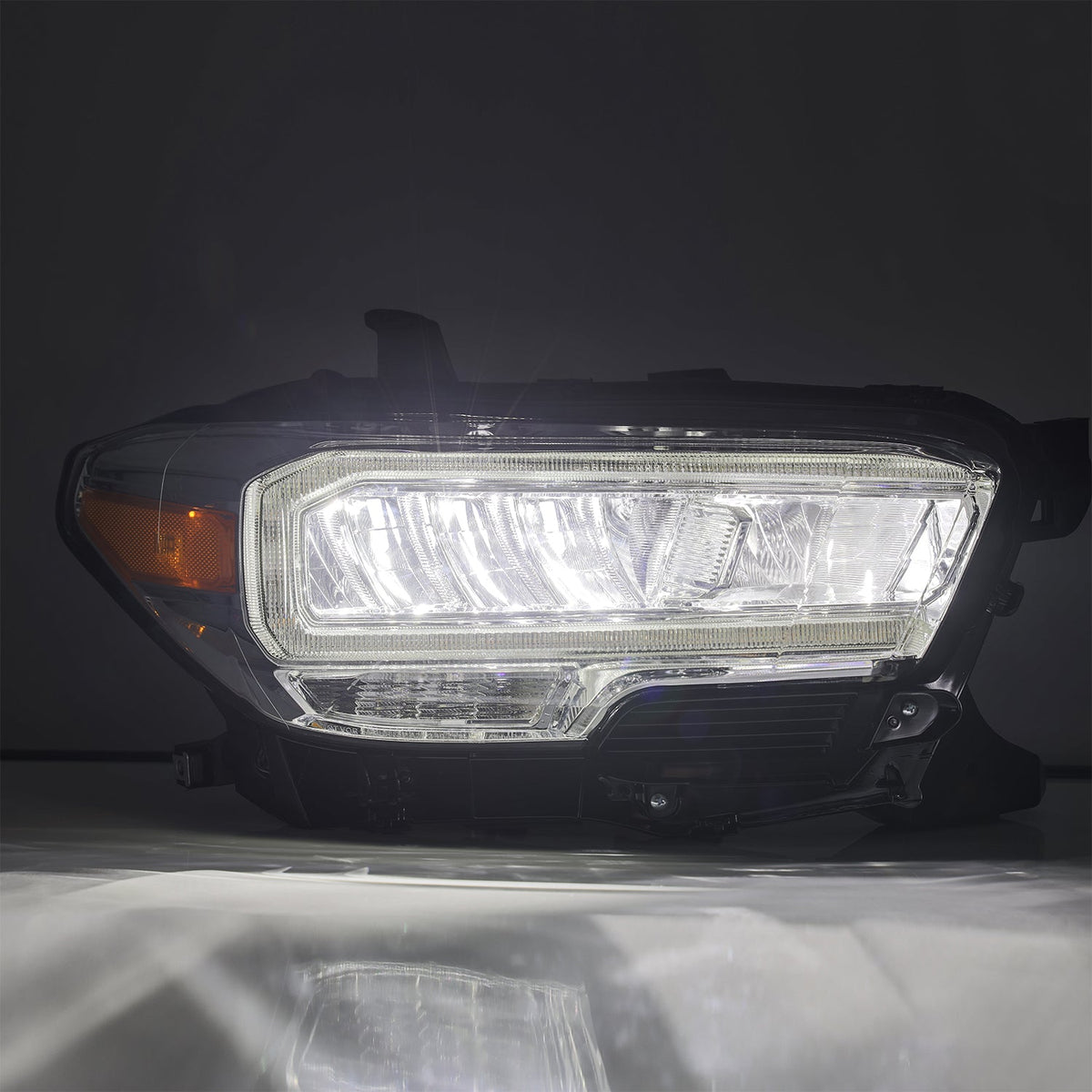 AlphaRex 16-23 Toyota Tacoma LUXX-Series LED Crystal Headlights Chrome