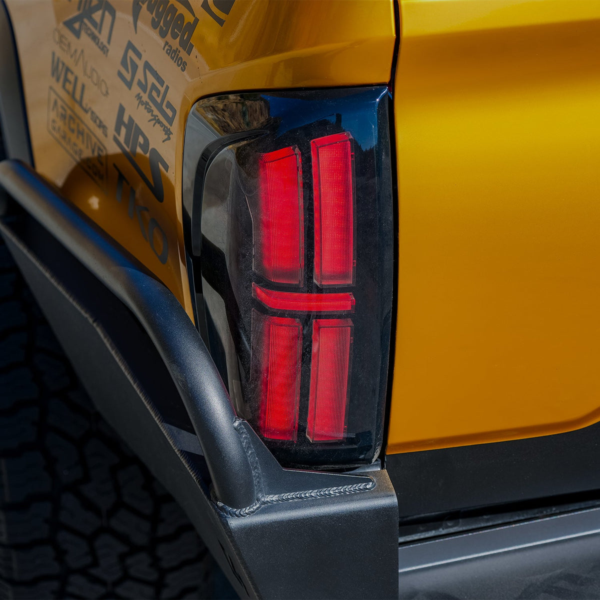 AlphaRex 16-23 Toyota Tacoma NOVA-Series Prismatic LED Tail Lights Black Clear