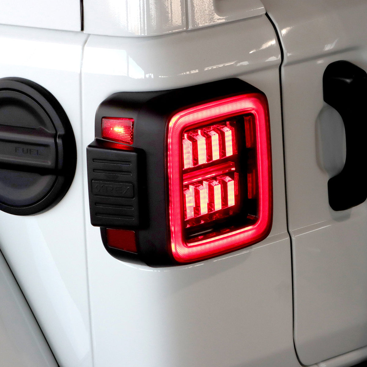 AlphaRex 18-26 Jeep Wrangler JL NOVA-Series Prismatic LED Tail Lights Black-Red