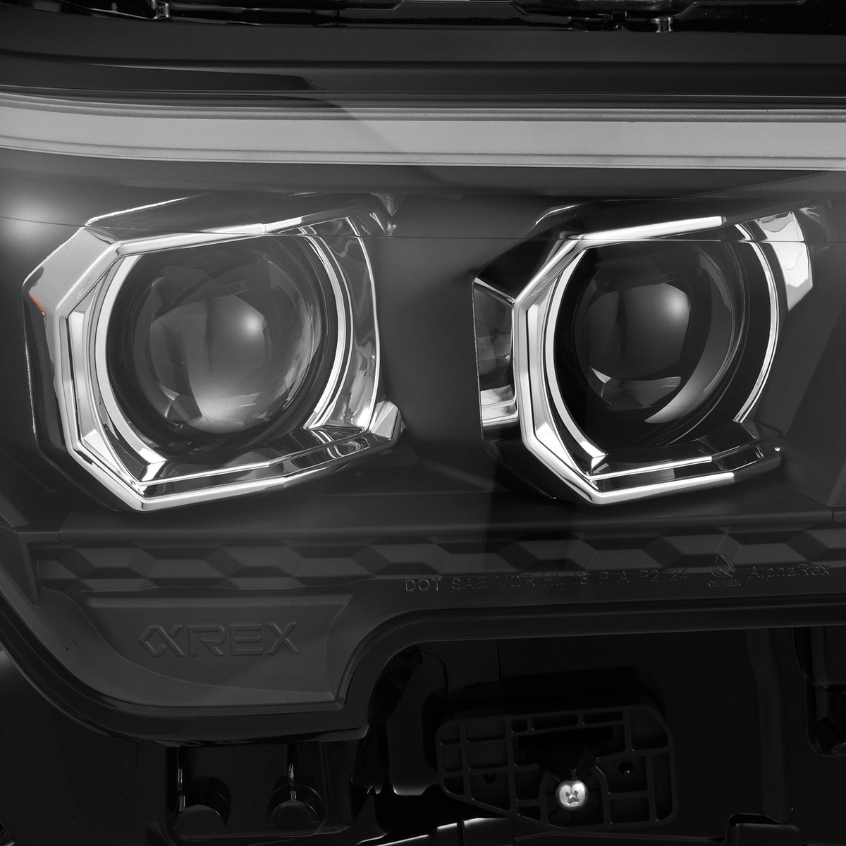 AlphaRex 24-26 Toyota Tacoma / 25-26 4Runner OG-Style LUXX-Series LED Projector Headlights Black