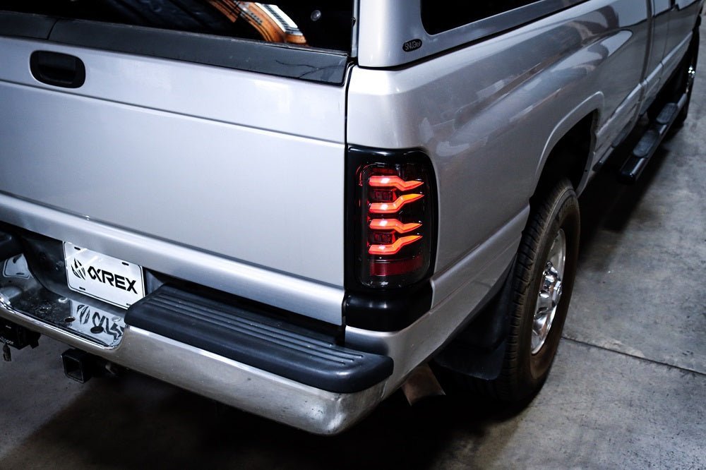 AlphaRex 94-01 Dodge Ram 1500/94-02 Ram 2500/3500 LUXX-Series LED Tail Lights Black-Red