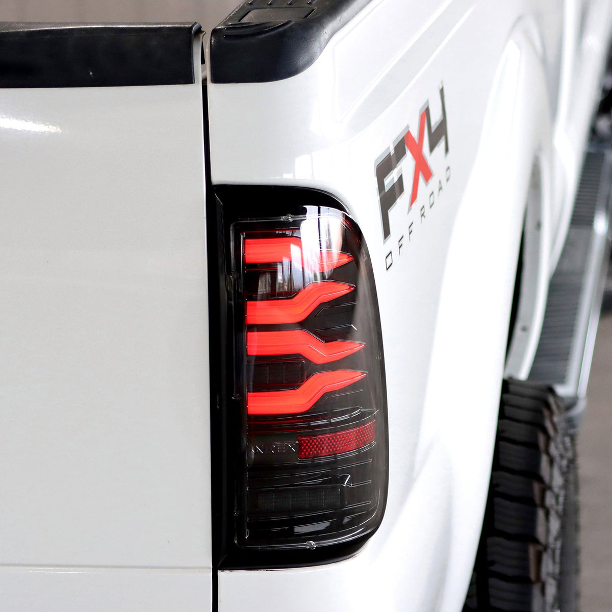 AlphaRex 99-16 Ford Super Duty / 97-03 F150 LUXX-Series LED Tail Lights Black-Red