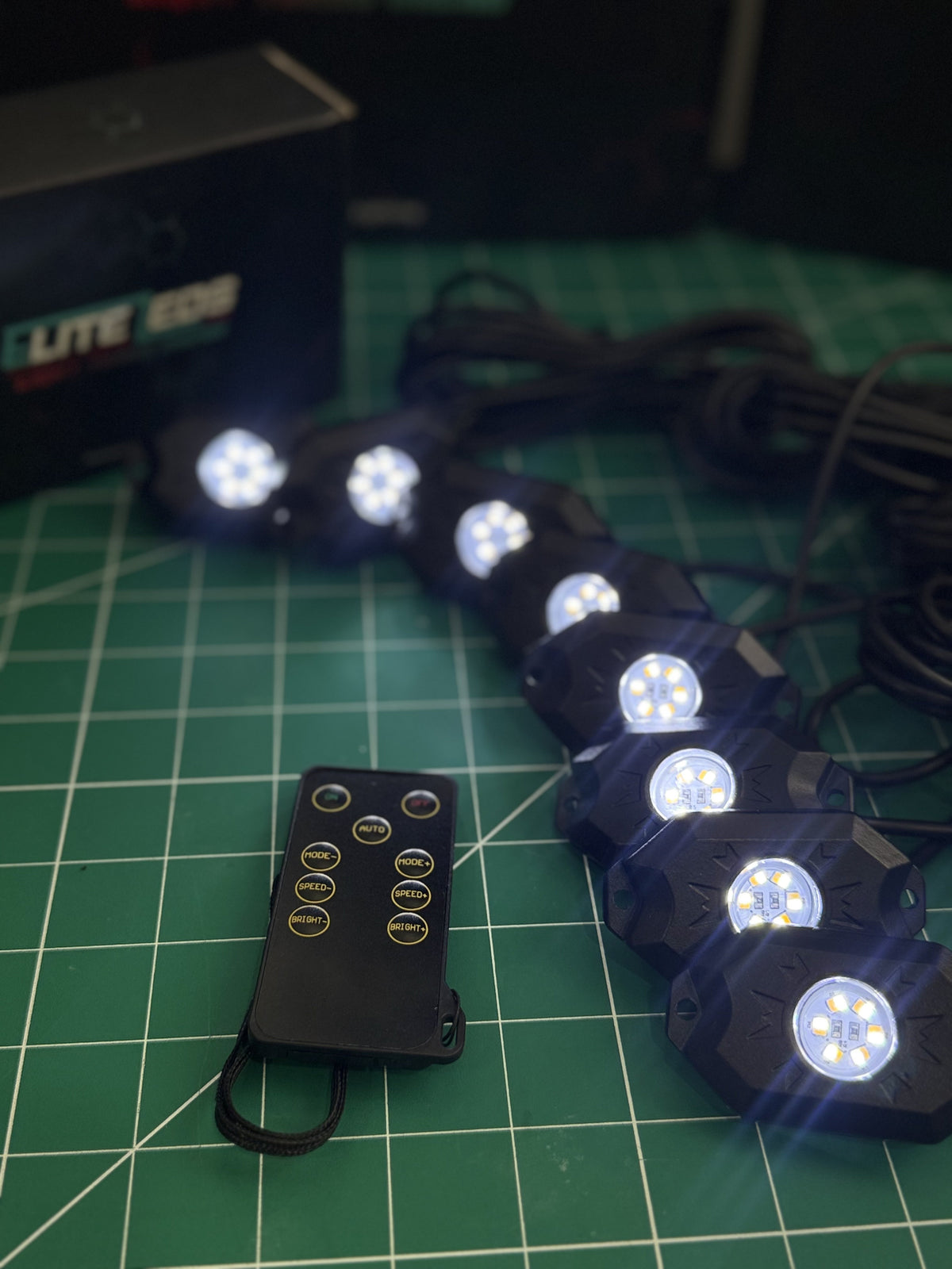 White/Amber Dual-Color Rock Light Kit(8 piece)